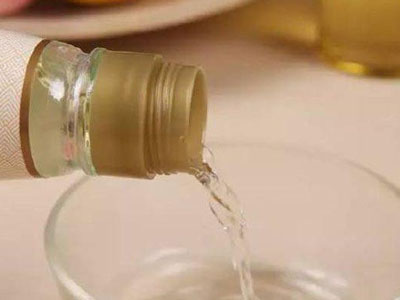 每晚睡前喝些白醋有什么好处?